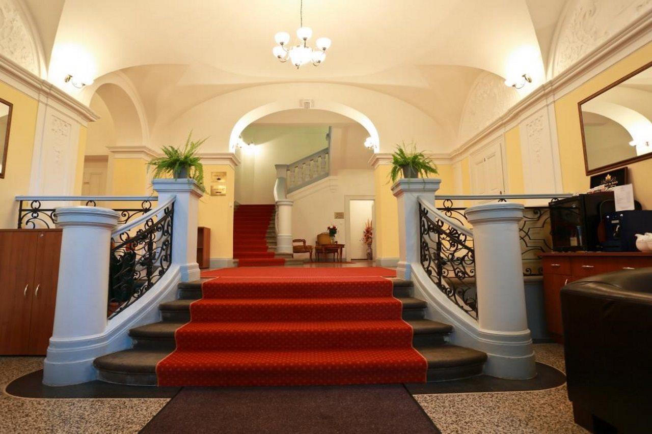 Hotel Svaty Jan ปราก ภายนอก รูปภาพ